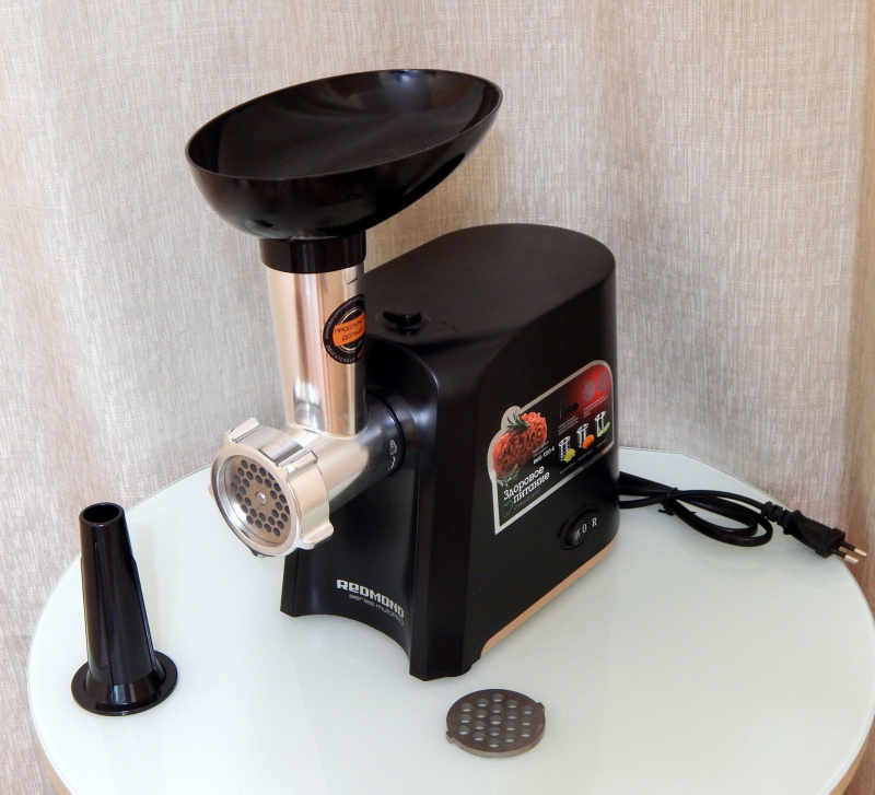 МЯСОРУБКА Redmond RMG-1223
