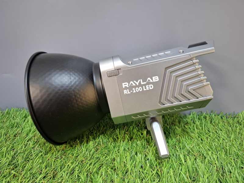 Осветитель светодиодный Raylab RL-100LED