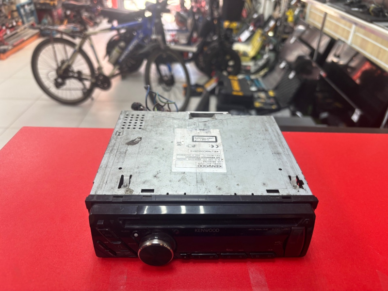 Автомагнитола Kenwood KDC-U30R